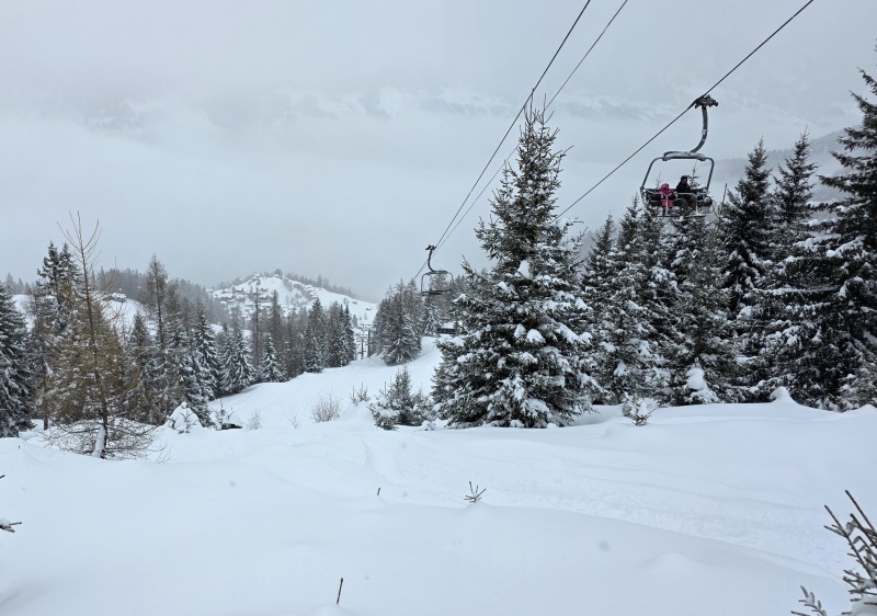 Under Waldstafel chair