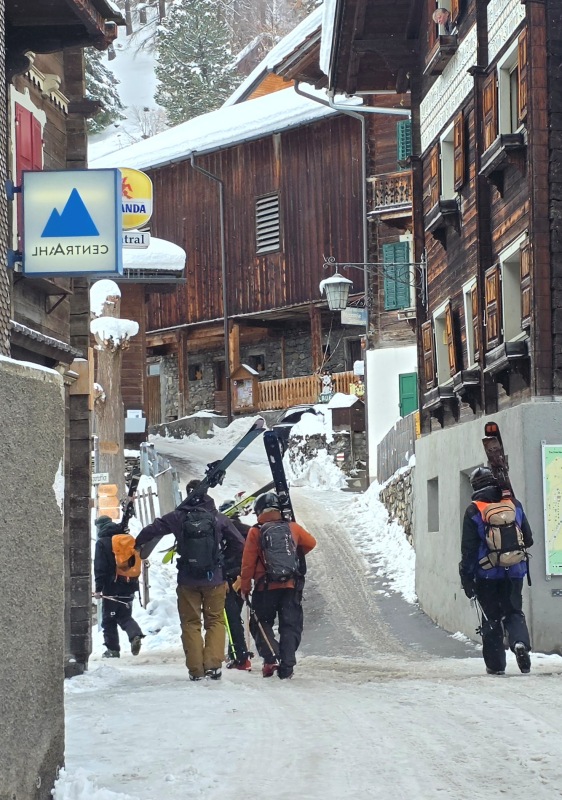 PostAuto bus arrivals in the village