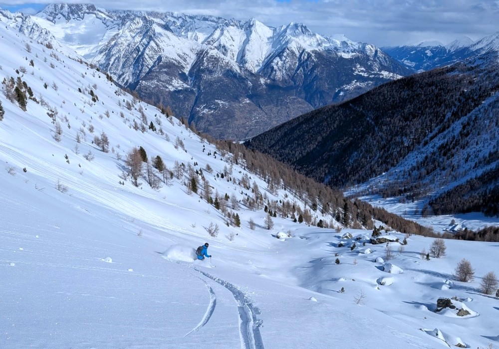 Canton Valais in Switzerland has ski resorts like Unterbäch - paradise for powder hounds