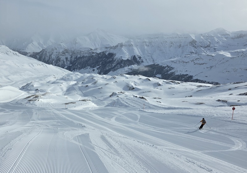 Vals piste skiing