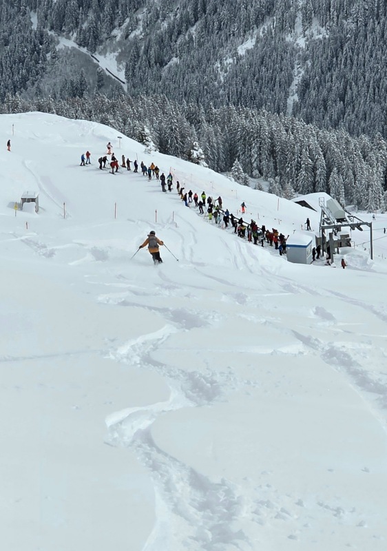 Powder skiing at Vals