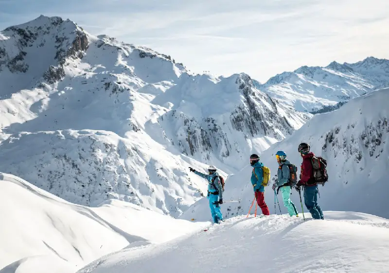 Creme de la Creme Innsbruck Ski Tour, skiing powder