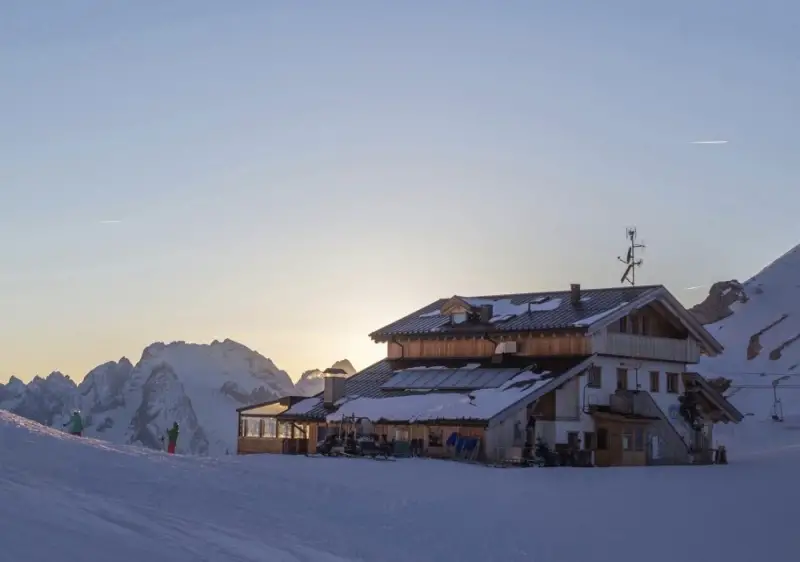 Classic Dolomites Ski Safari