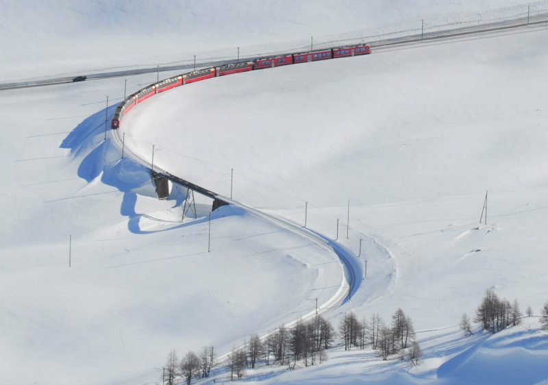 Swiss Ski Safari - Davos, Arosa, Lenzerheide, St Moritz | The Snow Experience Davos on Powderhounds