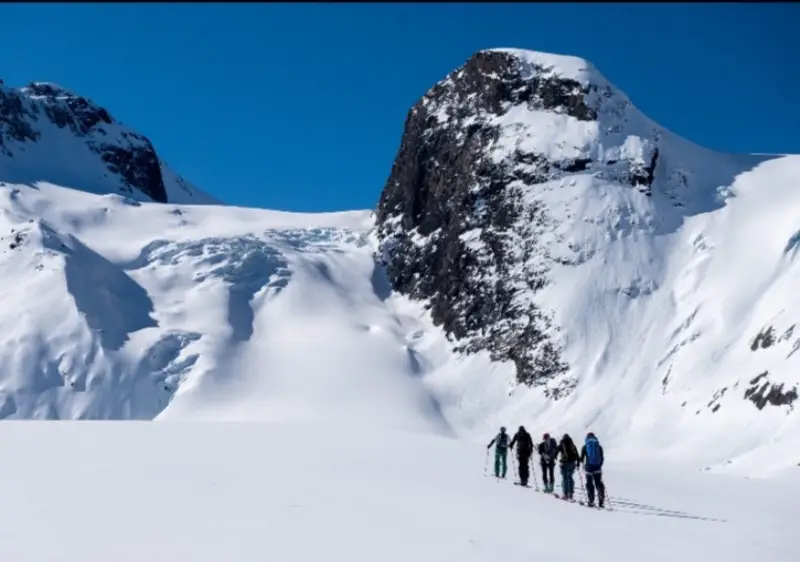 Greenland Ski & Sail Boat-based touring