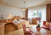 Hotel Savoy, Dolomites Women Only Ski Tour, WoW