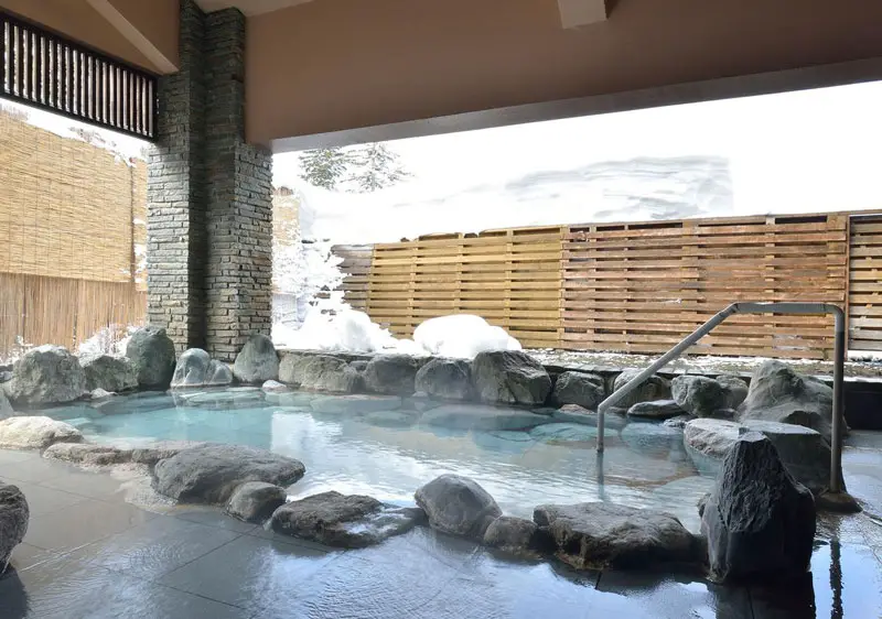 Asahidake Onsen Hotel Bear Monte rotenburo (outdoor hot spring)