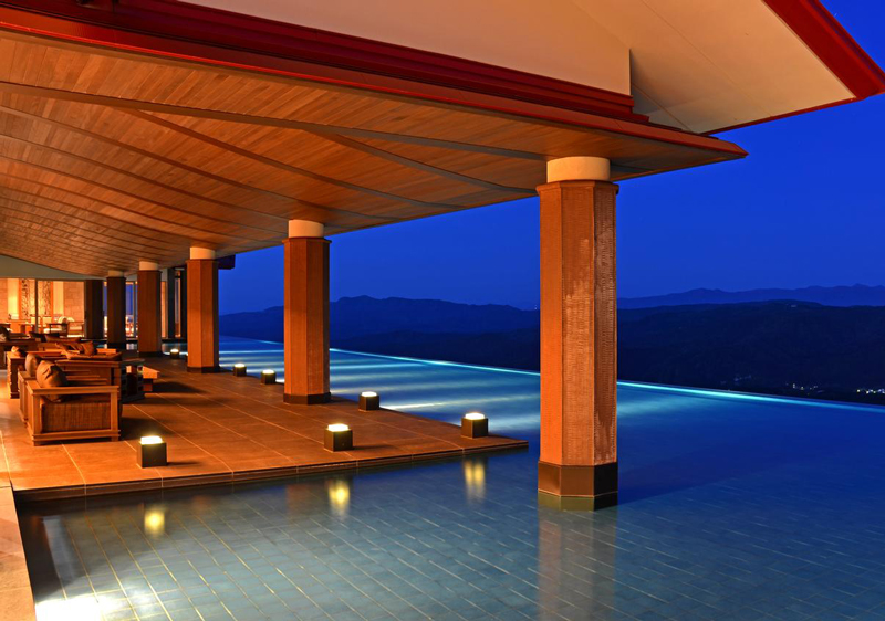 Best Japan Ski Hotels Top