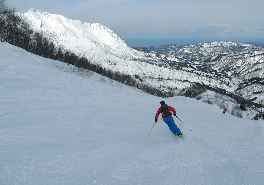 Charmant Hiuchi Snow Resort Ratings, Review