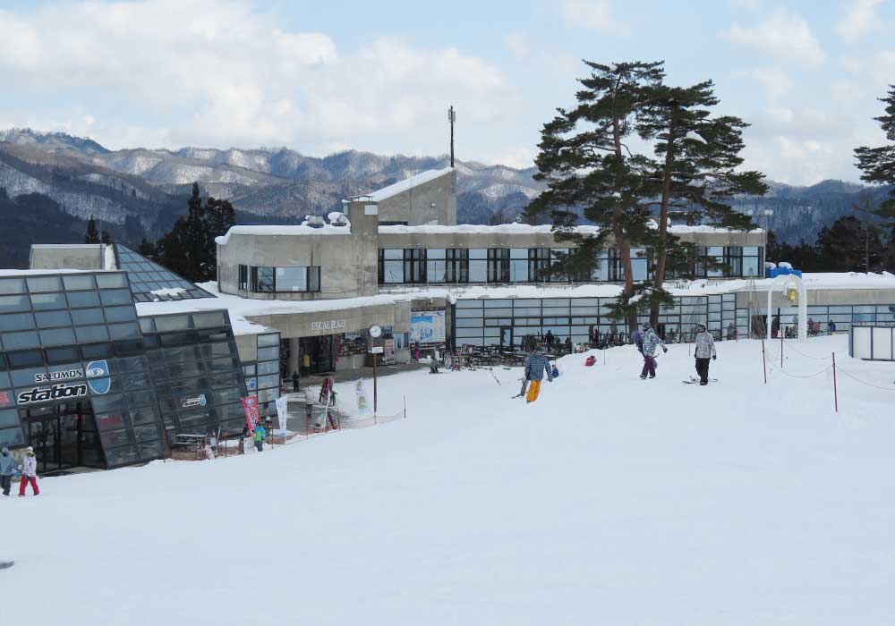 Hakuba Ski Rental, Snowboard Hire Ski School
