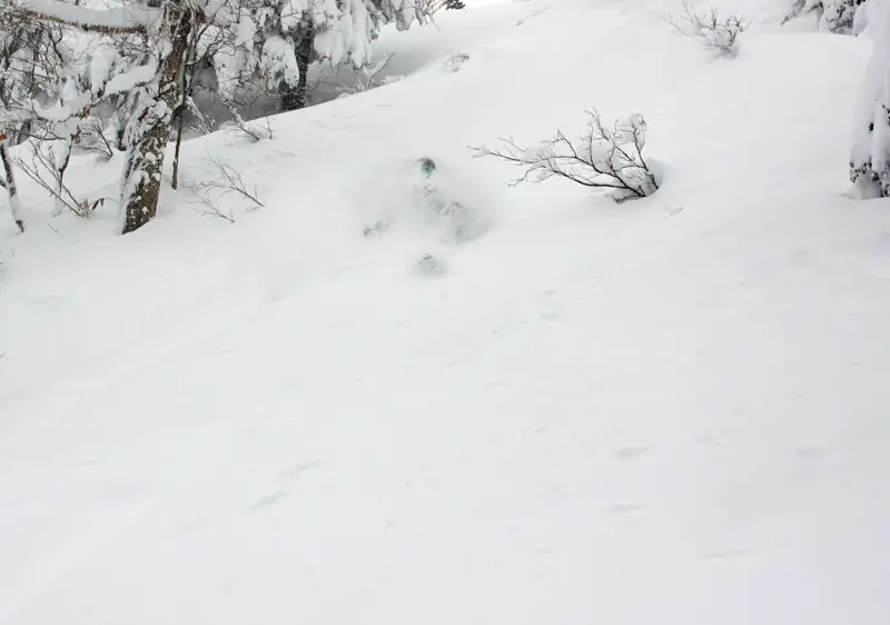 Full body immersion at Appi Kogen - Photo: Julia Bergin 