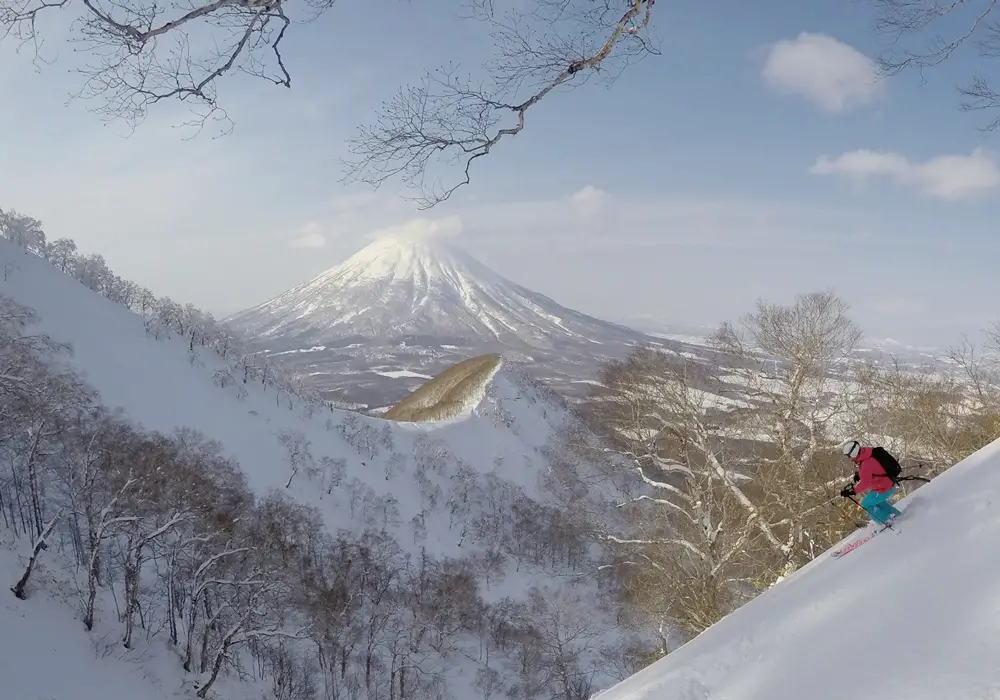 Skiing in Japan is Ichiban (#1)