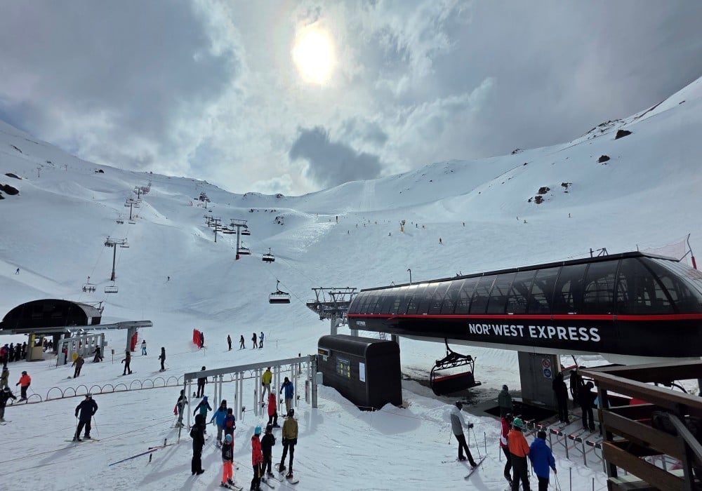 Modern chairlifts at Mt Hutt
