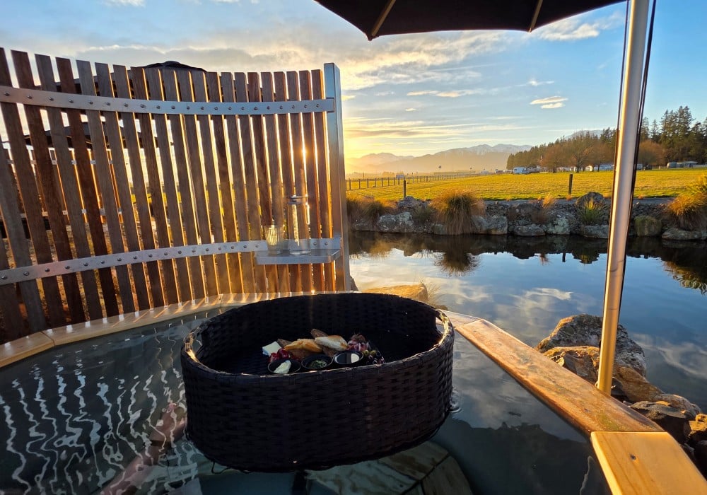 Food served in floating baskets at Opuke Spa Methven