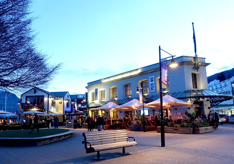 queenstown restaurants queenstown nightlife bars food shopping list