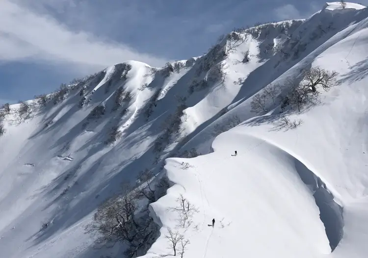Japan backcountry ski tours