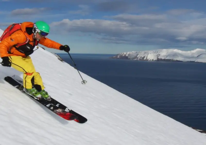 Iceland Discover Ski Trip - SASS
