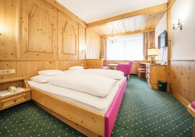 St Anton Arlberg Powder Ski Safari, Hotel Grieshof room