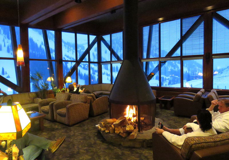 Alta Restaurants, Bars Alta Nightlife