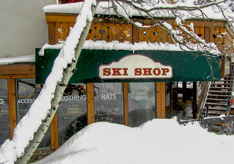 Jackson Hole Shopping Ski Shop, Snowboard Shop, Souvenirs