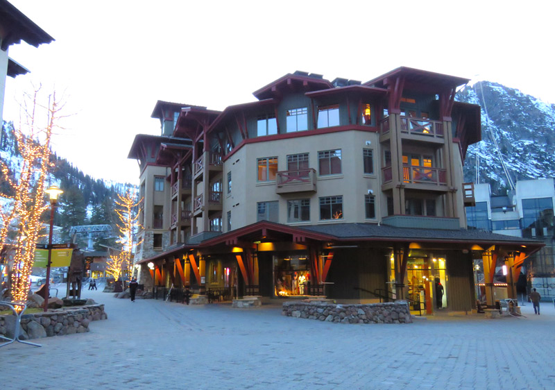 Shopping Palisades Tahoe Ski Resort