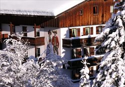 Skiare BRONZE Ski Packages