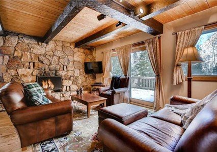 Creekside Chalet